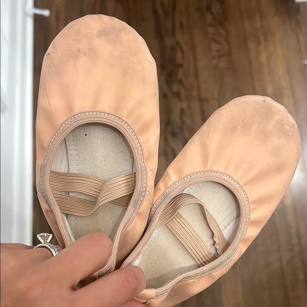 Tan Suede Slippers with Elastic Strap
